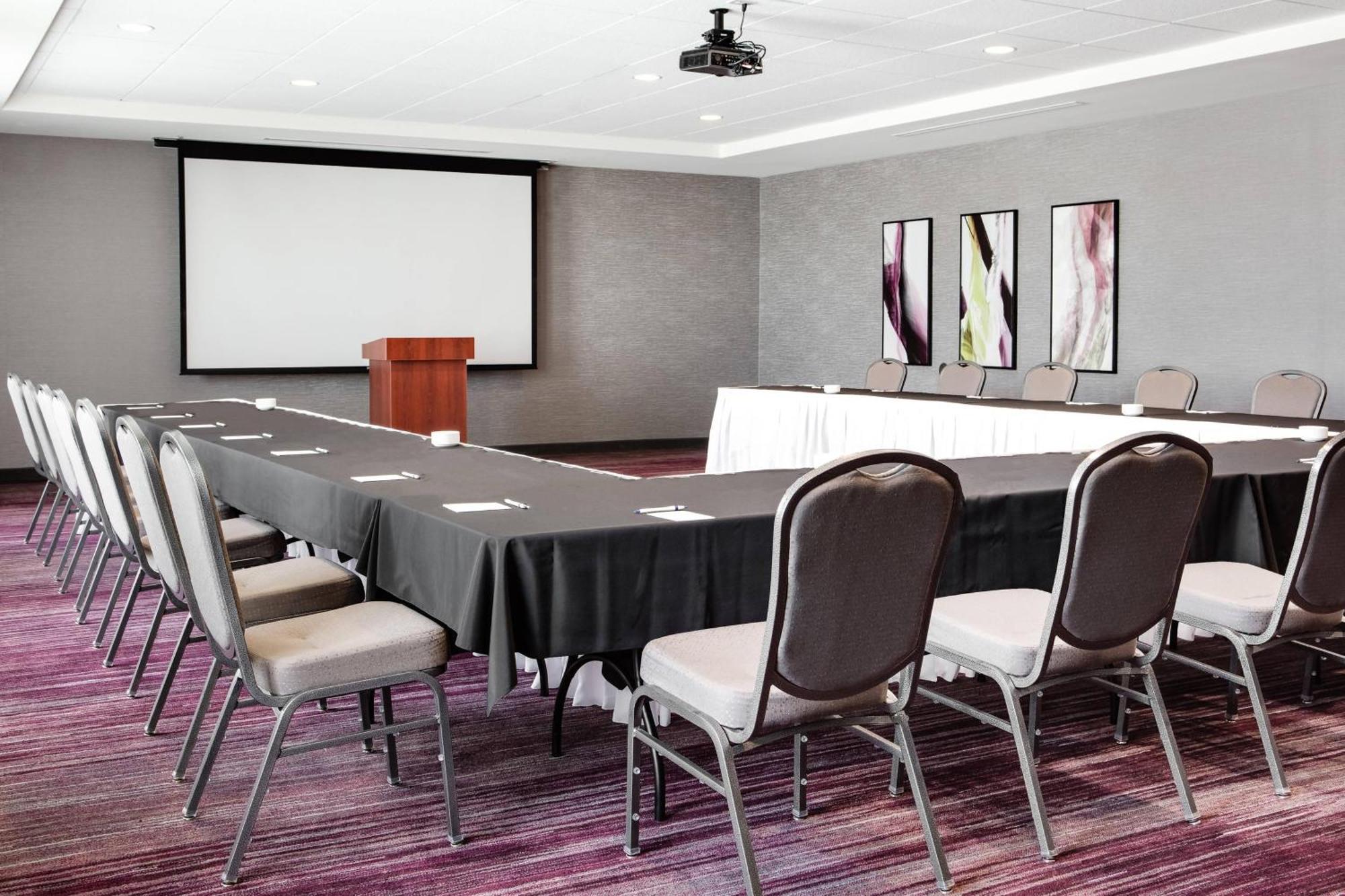 Courtyard By Marriott Omaha Bellevue At Beardmore Event Center Kültér fotó