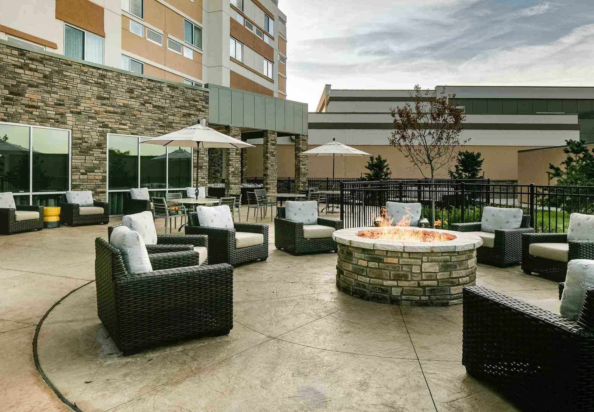 Courtyard By Marriott Omaha Bellevue At Beardmore Event Center Kültér fotó
